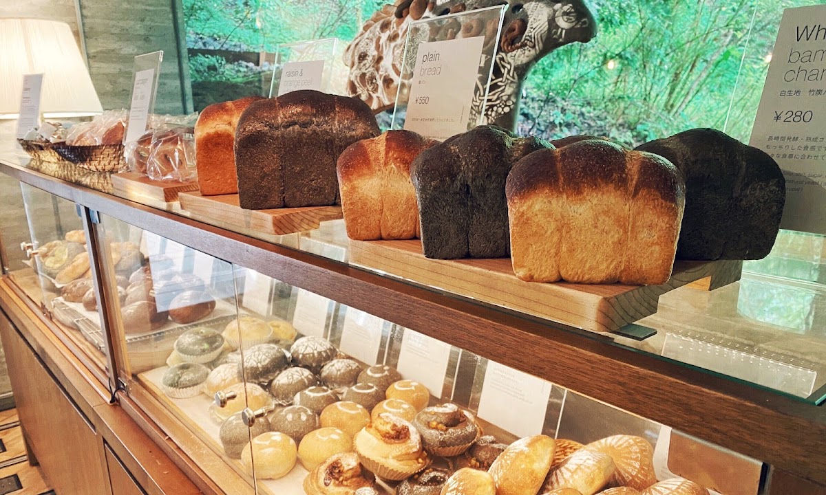 葵ベーカリーカフェ テラスで休憩散歩コース の写真 2