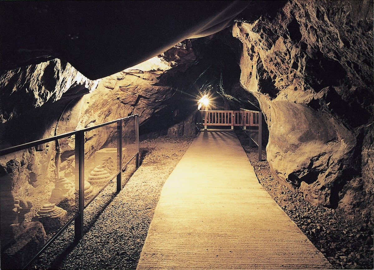 江ノ島 岩屋と稚児ヶ淵の冒険散歩