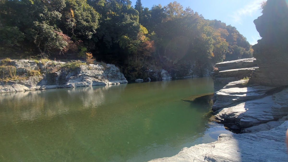 長瀞 岩畳と商店街の渓谷散歩 の写真 2
