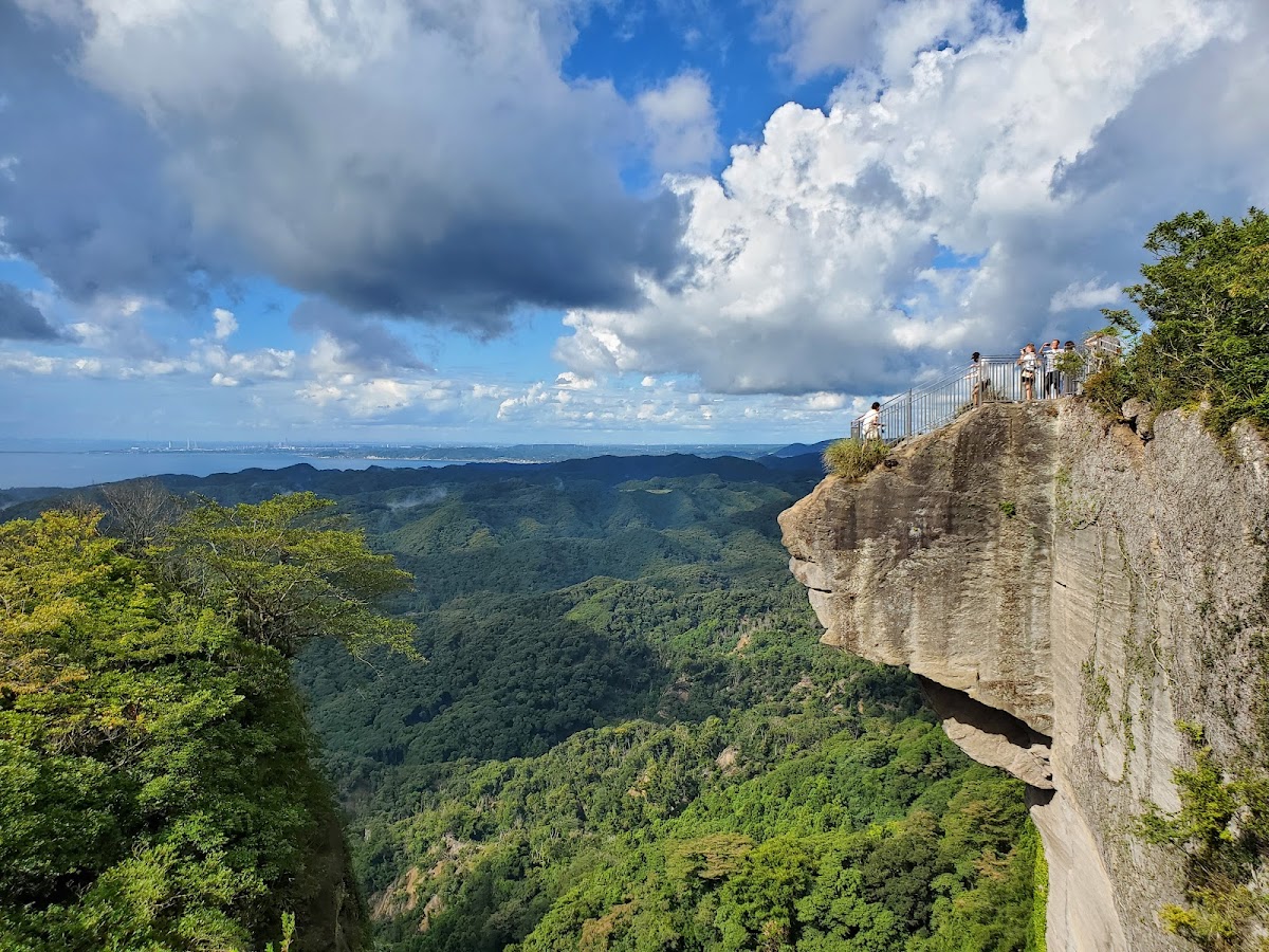鋸山 日本寺 地獄のぞきと大仏の絶景