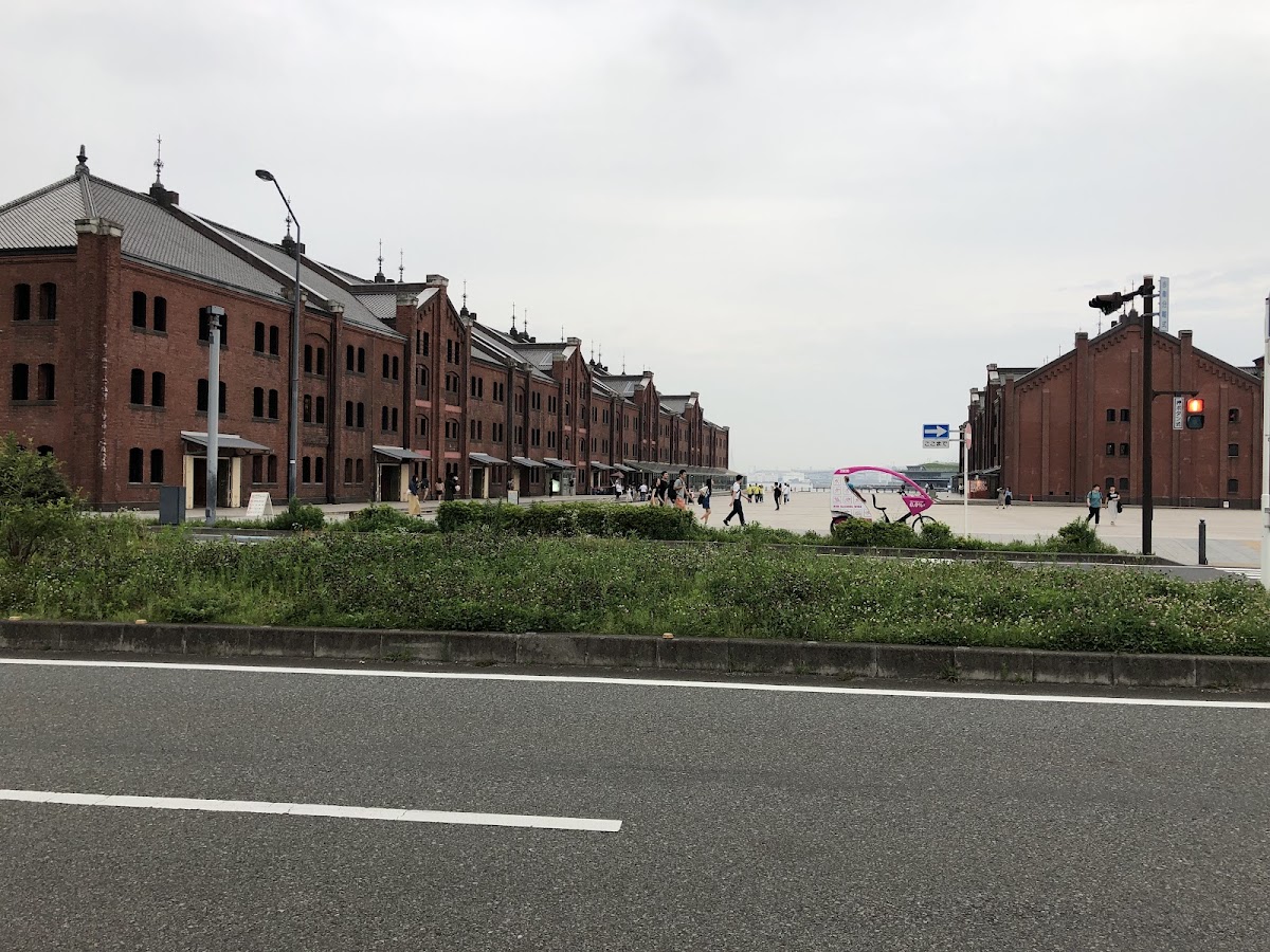 赤レンガ倉庫 芝生広場