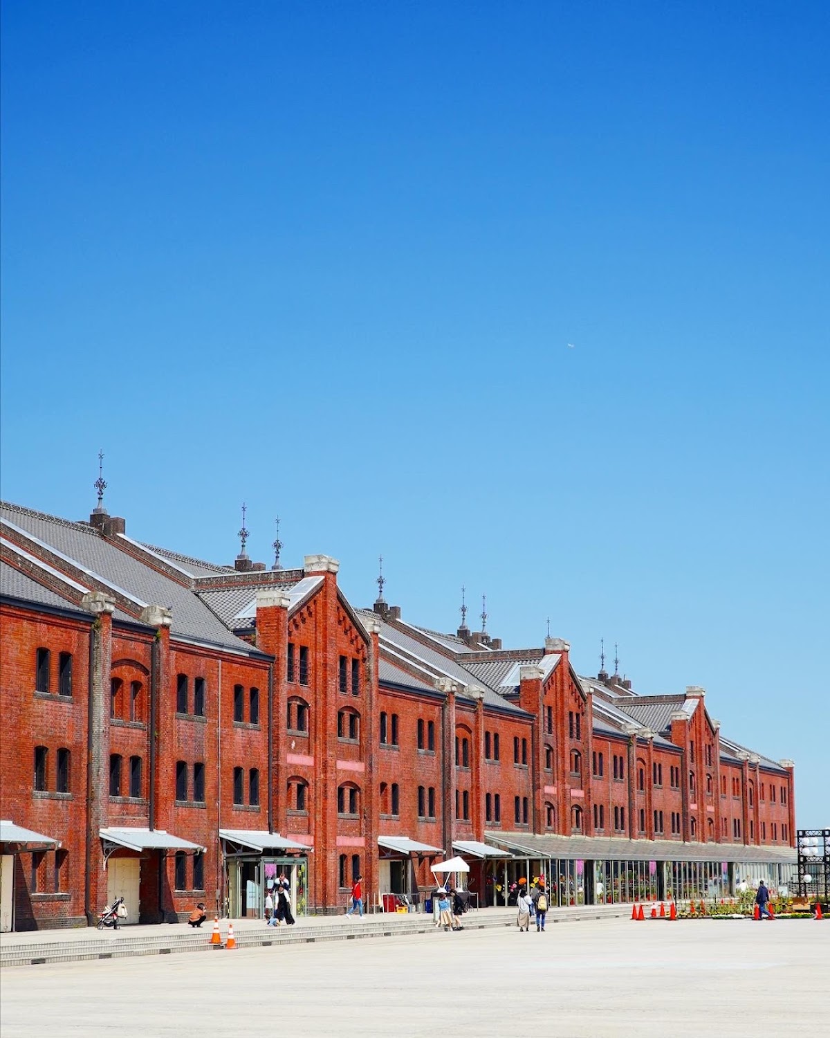 赤レンガ倉庫 芝生広場