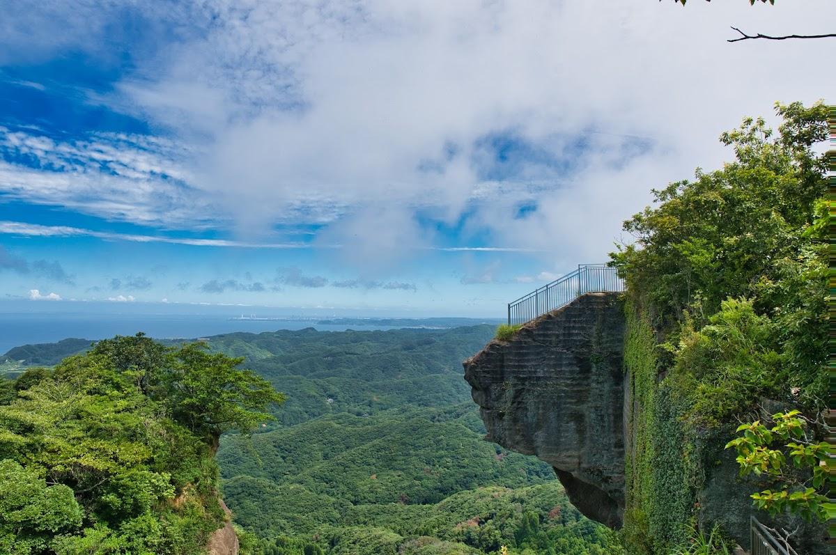 鋸山 日本寺 地獄のぞきと大仏の絶景