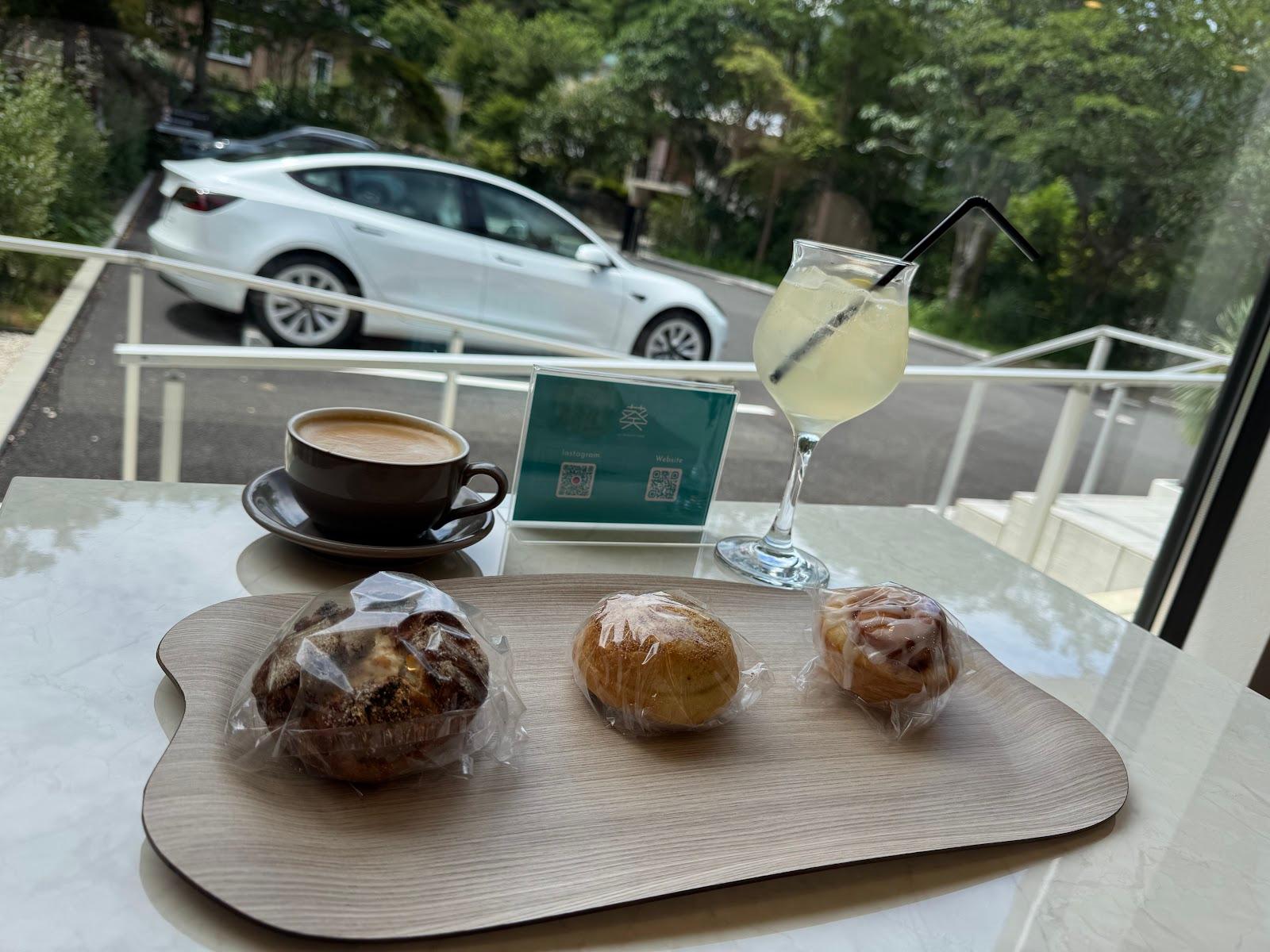 葵ベーカリーカフェ テラスで休憩散歩コース の写真 5
