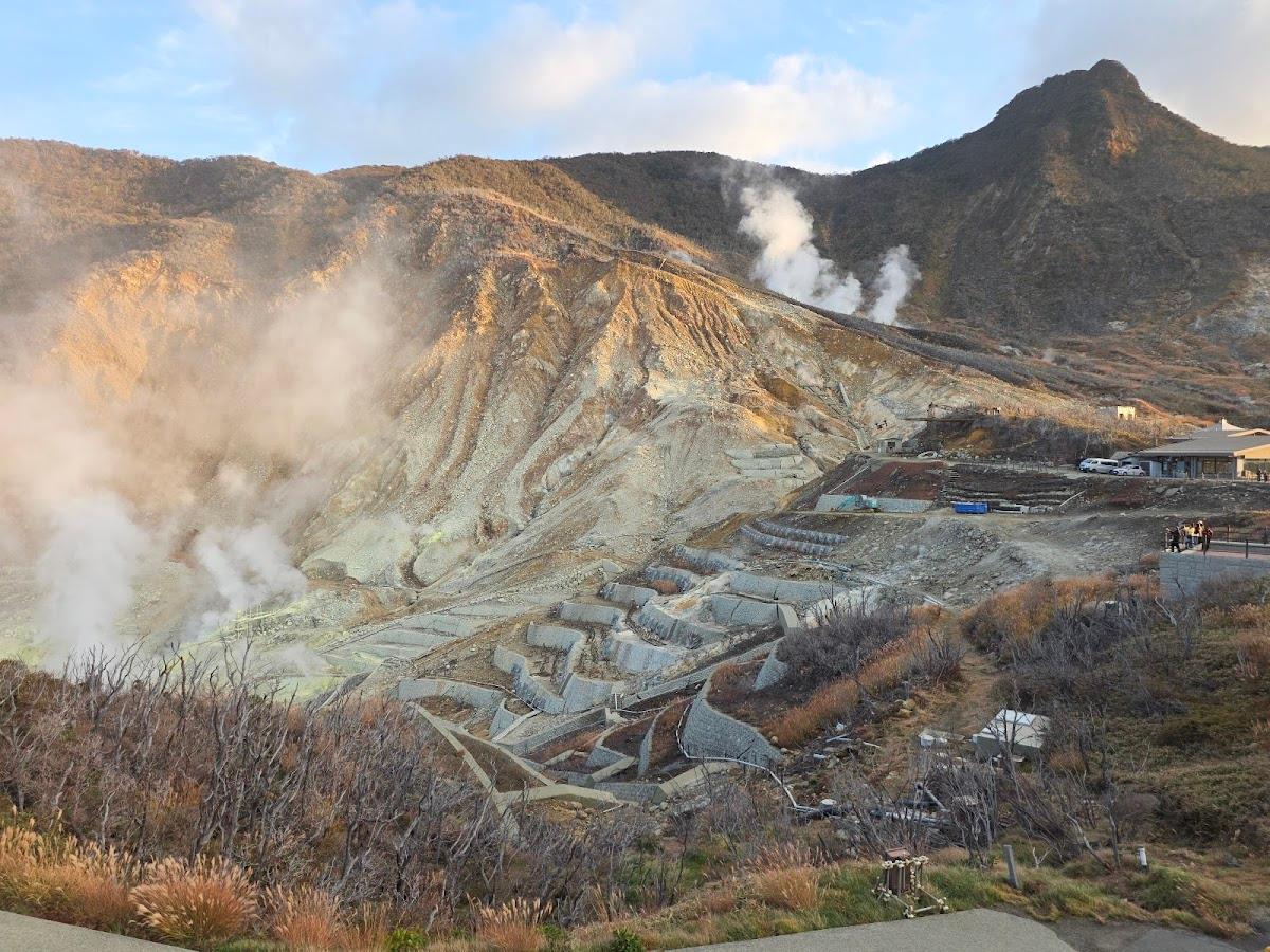 桃源台・大涌谷 ロープウェイ観光&湖畔散歩コース の写真 1