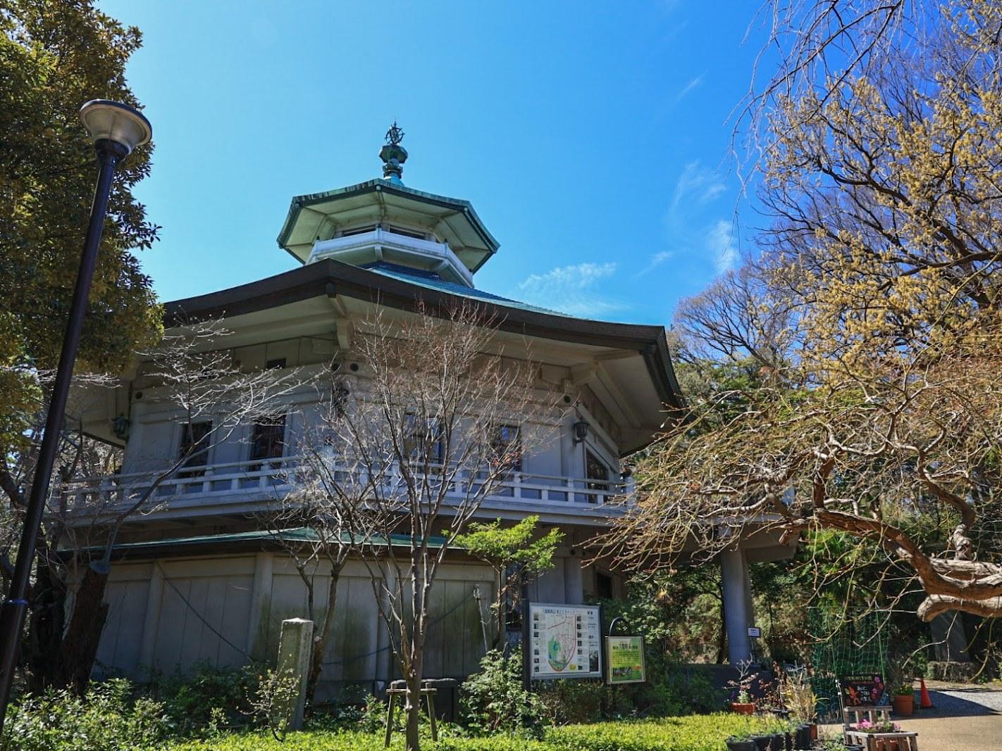 本牧臨海公園 八聖殿
