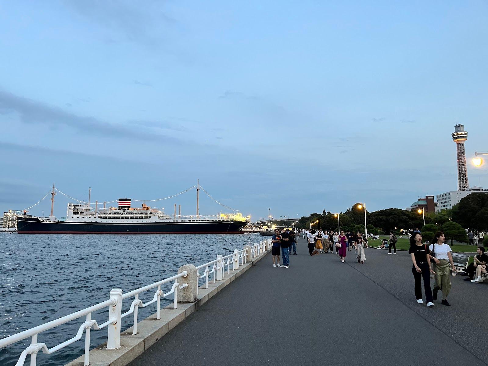 山下公園入口