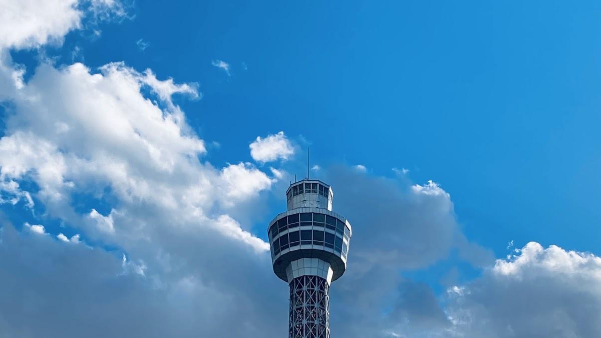 横浜マリンタワー