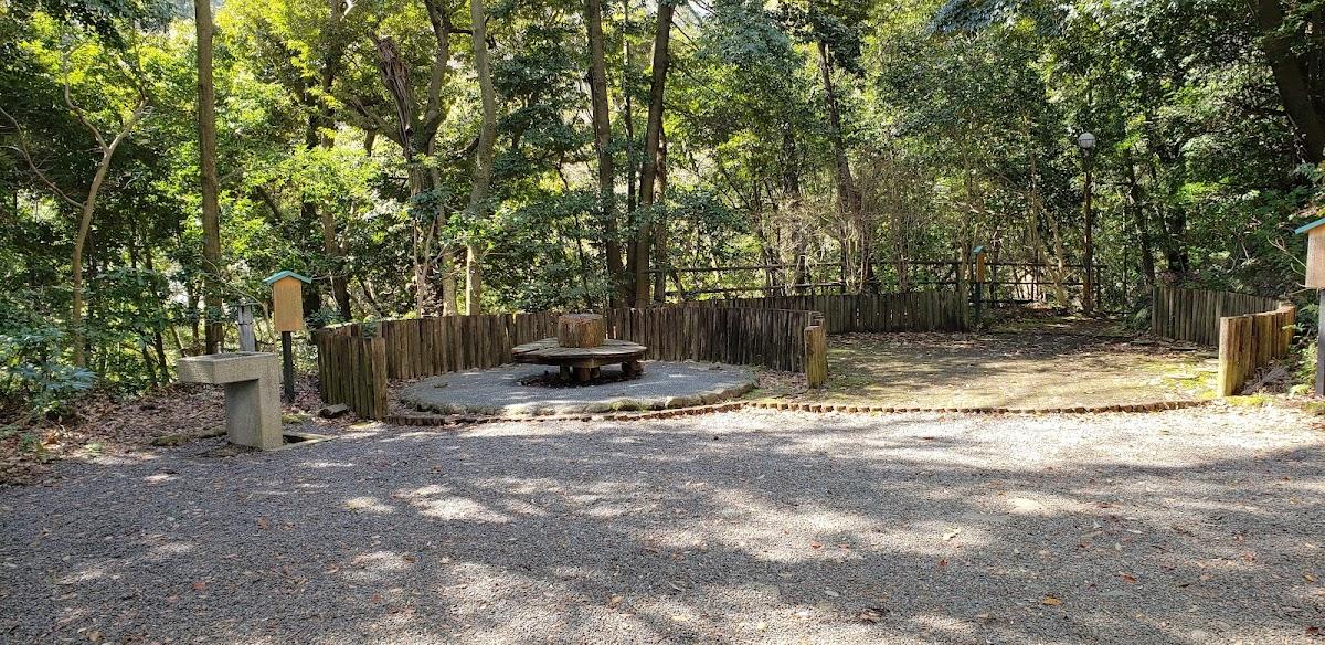 万葉公園 玄関テラス